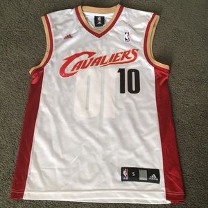 Adidas small Cleveland Cavaliers jersey